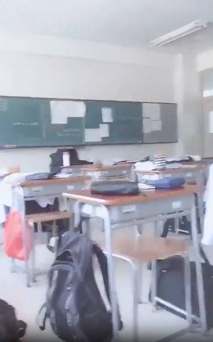 Morrita de concha rosada se masturba en la escuela+ 2 videos www.packsvirales.com 1 10