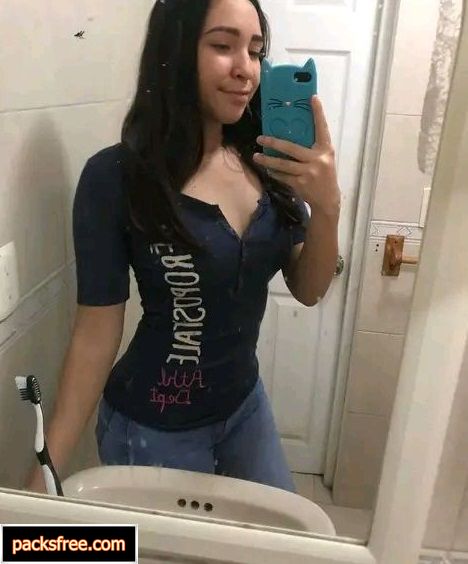 Colegiala se lleva la follada de su vida Packsfree.Com 3