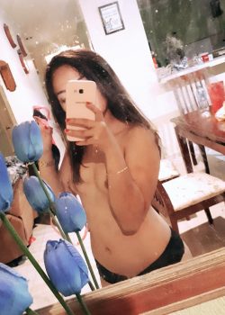 Karen colegiala de prepa que le gusta andar de caliente. Karen colegiala de prepa que le gusta andar de caliente. packsfree.com 4 1