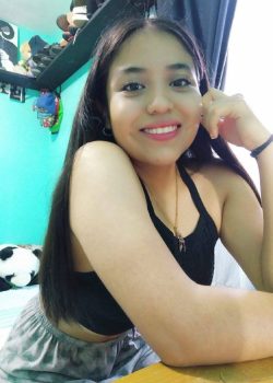 Flaca buenona del gym me pasa nudes y videos tocándose. packsfree.com 3 1