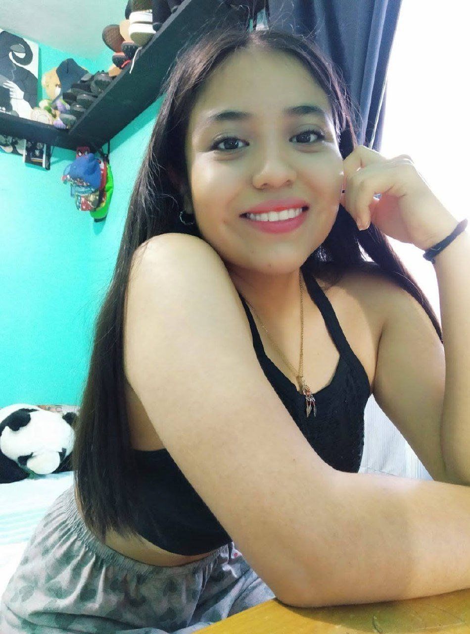 Flaca buenona del gym me pasa nudes y videos tocándose. Flaca buenona del gym me pasa nudes y videos tocándose. packsfree.com 3 1
