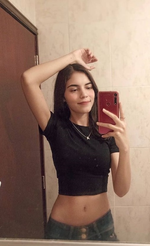 Compañerita universitaria me manda todo su pack Compañerita universitaria me manda todo su pack 1 22 1
