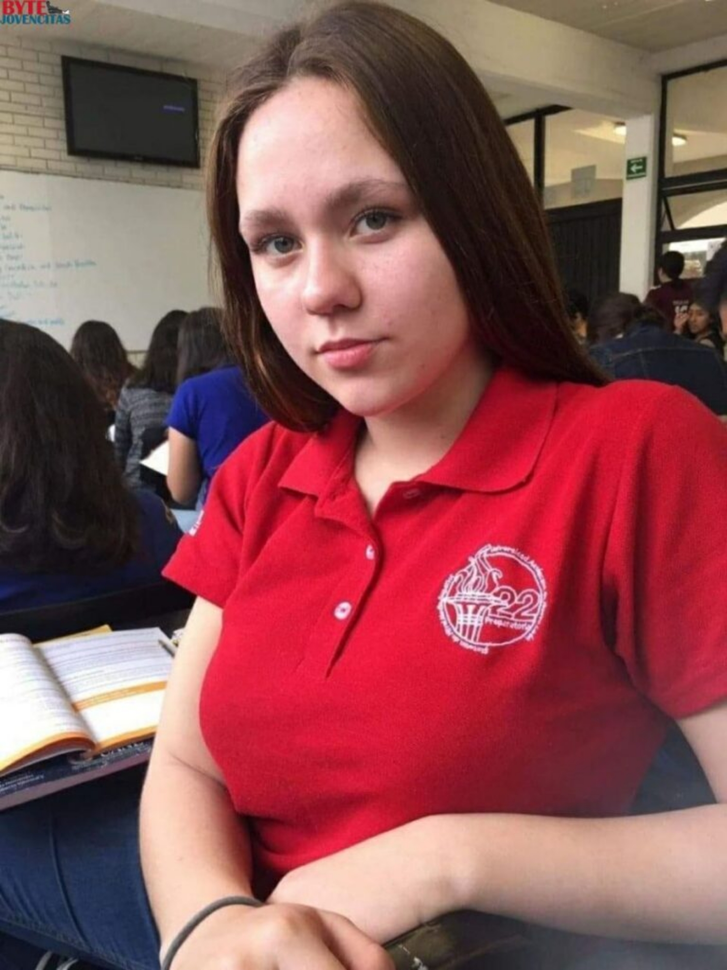 Colegiala mexicana tetona manda nudes al novio Colegiala mexicana tetona manda nudes al novio 1 4 1