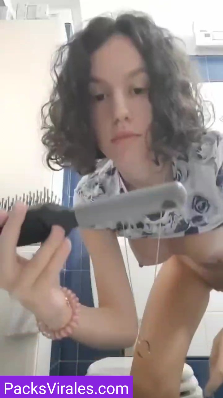 Morra Blanquita Tetona + vídeo dándose duro Con El Peine Morra Blanquita Tetona + vídeo dándose duro Con El Peine 1000456397