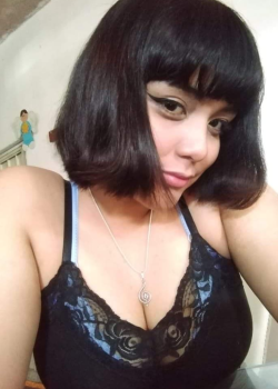 Pendejita otaku arg con tremendas tetas y orto morra 2