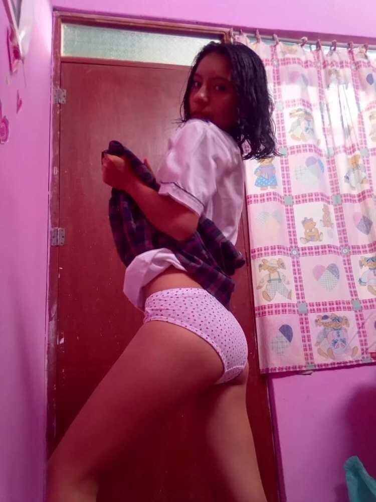 Melodi werita rica pasando nudes insanas. packsfree.com 15