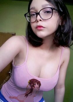 Colegiala tetona infiel termina filtrada por su ex novio 1 3 250x350 1