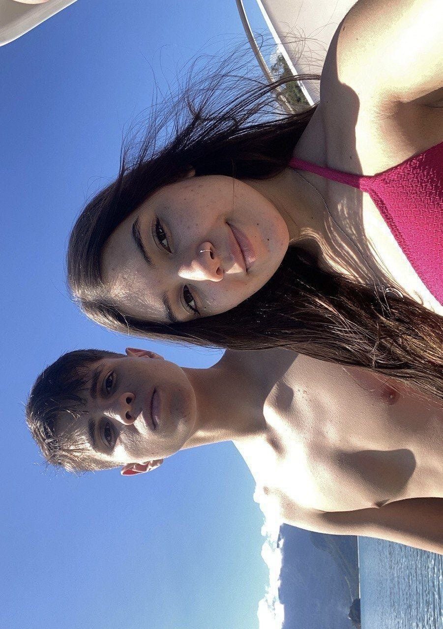 Cornudo se cogen todita a su novia trolita Cornudo se cogen todita a su novia trolita Sabina 10 rotated