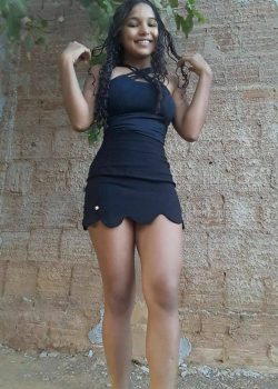 Flaca putipobre pasando pack divino masturbandose. packsfree.com 4