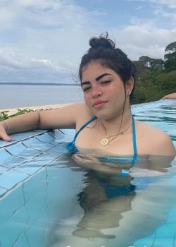 Pendeja trola filtrada cogiendo con su novio Yah 1