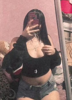 Naira pendeja trola culona cogiendo en 4 1 1 copia