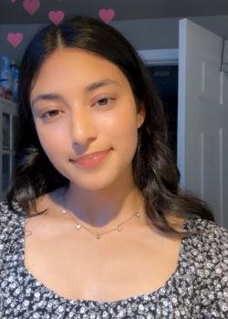 Esta putita le gusta tragarse la lechita directo de la verga. packsfree.com